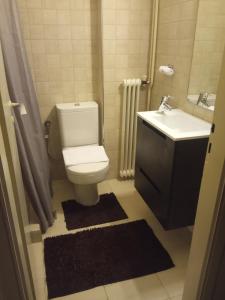 Acropolis Elegant Maisonette by LODGESPOT