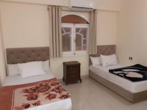 Villa Abo Ishak With pool