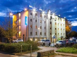 Hotels ibis budget Chilly-Mazarin Les Champarts : photos des chambres