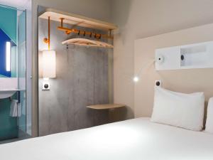 Hotels ibis budget Chilly-Mazarin Les Champarts : photos des chambres