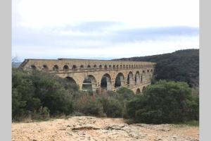 Maisons de vacances Maison familiale a Nimes : Maison 3 Chambres