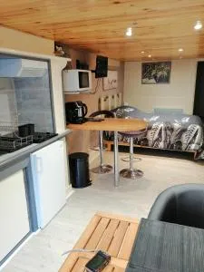 Studio CHAUDES AIGUES - 绍德艾格