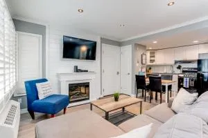 Blue Mountain Getaway at North Creek Resort King Bed - Blue Mountains