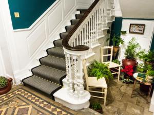 Luxury Travel Emporium YO1 - Exquisite 400 Year Old, City Centre Townhouse