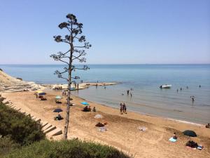 Villa Salina fronte mare