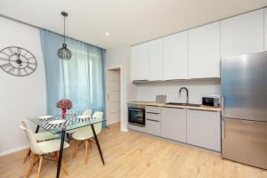 Contemporary desgined apartment