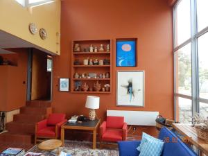 Villa with swimming pool and tennisbasketball court