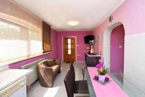 Apartments and Rooms Branka