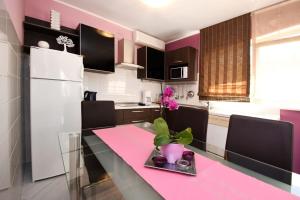 Apartments and Rooms Branka