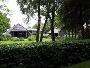 De Hammerhoeve - Varsen