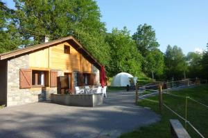 Maisons de vacances Chalet Le Nordique Bain Nordique Sauna : photos des chambres