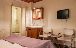 Nice Home In Simpelveld With Wifi