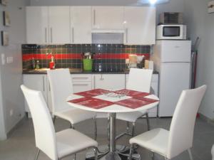 LA PAUSE studio sur le quai Maupassant à Fécamp