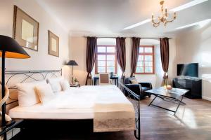 Deluxe Double Room room in Welcome Hotel Schloss Lehen