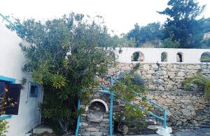 Oleanders Garden Traditional Cretan Cottage