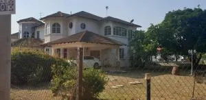 艾巴伊特民宿 - Kampong Gangsa