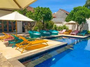 Tír na nÓg Beachfront Resort - 吉利特拉旺安