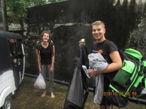 Hitchhike Backpackers