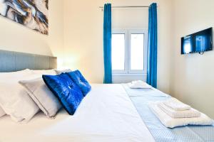 Koukounari Luxury Apartments Aegina Greece