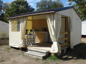 Campings Camping Au Coeur de Vendome : photos des chambres