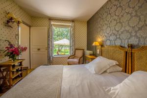 Hotels Chateau d'Ygrande - les Collectionneurs : photos des chambres