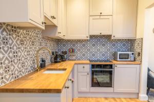 Newly Converted Apartment Rowntree House Shambles