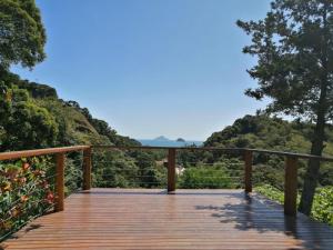 Lindo chalé em Boiçucanga Condomínio Village do Mirante Impecável