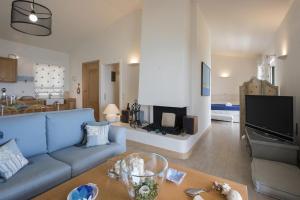 Lavender House (Glyfada beach)