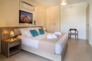 Apartment with Terrace and Sea View