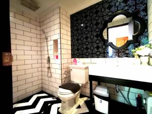 D14 Venetian Condo Resort Pattaya Pool Connected Netflix