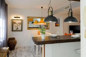 Mezquita Apart. with Free Parking