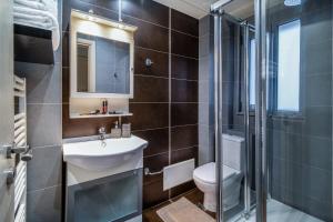 Apartment with Terrace and Sea View