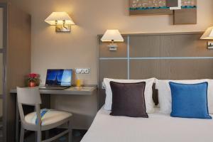 Hotels Alize Grenelle Tour Eiffel : Chambre Double avec Douche