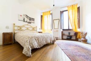 Super central handcraft lovers Home
