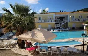 Nikki's Studios & Apartments - Moraḯtika