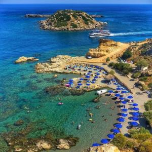 Grande Blue Suites with private bay - 4hvězdičkové hotely ve městě Archangelos