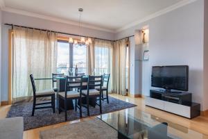 LovelyStay - Modern apartment in Anjos