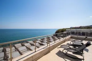 Penthouse at White Cliffs - بايالا