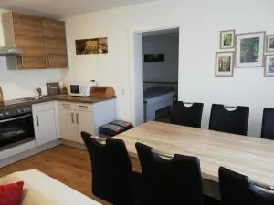 Ferienwohnung Schmied 3 - Aurach am Hongar