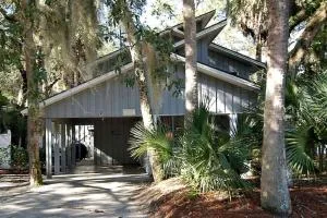 2 Bayberry Lane - Sea Pines Plantation