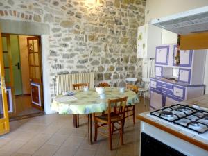 Maisons de vacances Gites les Eaux Claires : photos des chambres