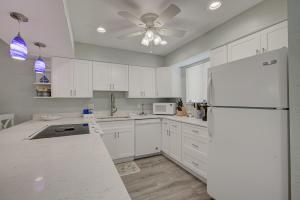 Anna Maria Island Runaway Tropical Escape