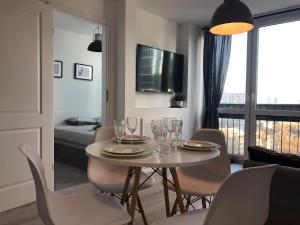 ONZ Apartments by Petite Fleur Warsaw