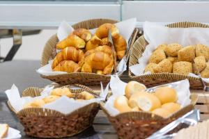 Howard Johnson by Wyndham Lima Miraflores Art House