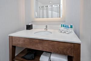 Holiday Inn Express & Suites Austin - Round Rock Area by IHG