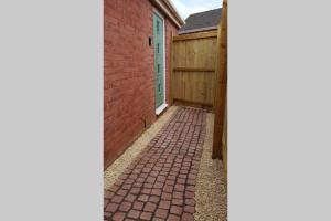 Annex in Chippenham with Parking and WIFI