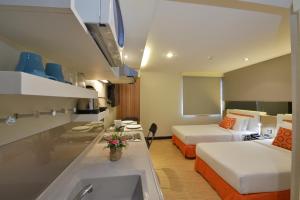 Arawana Express Phromphong