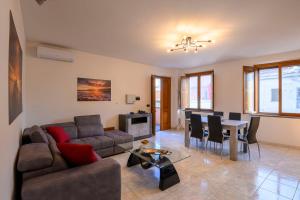 Via Figoli Apartment img19