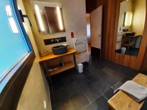 Hotels Le Clos du Bois Joli : Chambre Double avec Kitchenette - Occupation simple - Non remboursable