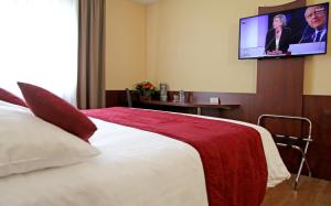 Hotels Logis Hotel Center : photos des chambres